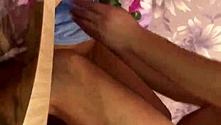 nadi shares her everyday reality in a casual chat.