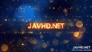 this asian pussy is so wet and squirting wildly