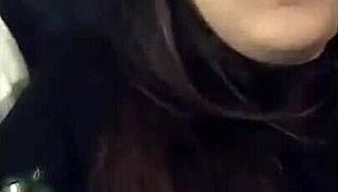 i'm this cute college babe teasing with my hot body and dab smash