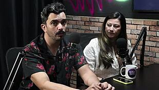 i watch ela give a blowjob to harden the cock and show her beautiful tits - bella mantovani and the beast