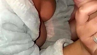 is this the perfect blowjob and pussy fingering by cumslut263?