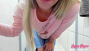 Nayara the blonde amateur enjoys a relaxing bath