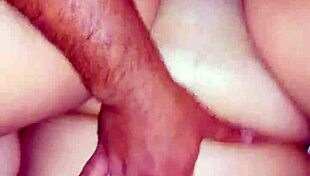 anal a mi vecina en la madrugada mientras su madre duerme