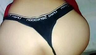 Colombian TikToker performs sentones and moans in full video online