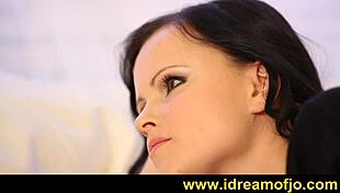 गांड चाटना