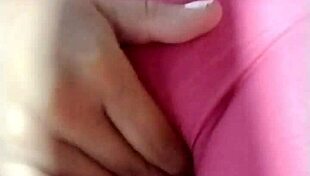 Exploring the Sexy Fat Pussy in Tight Leggings