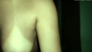 fudendo no escurinho com a minha piranha gostosa, ela geme tanto.