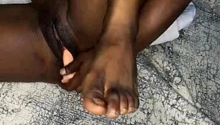 I love masturbating with my dildo at dawn