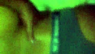 Amateur Cadela Gives To Husband On All Fours