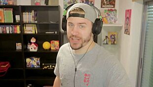 Don't tell anyone about this uncensored One Piece deepthroat cumshot episode.