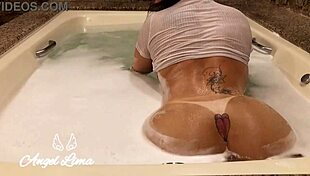 Angel Lima Com Tesão Mostrando O Rabão