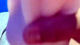 I masturbate with my toy 😏