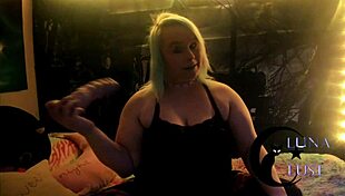 BBW Unboxes Huge Dildo And Says, Time For Toys And Big Tits Fun!