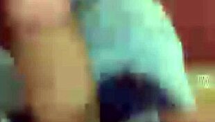 i'm a hot vietnamese gay guy with western looks