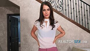 the real estate agent fucks me in private