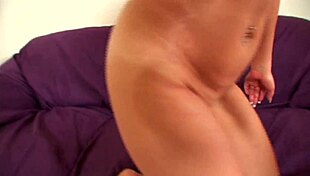 Best Stripper Pawg Rips Clothes Off