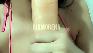 enfiando consolo enorme no cu da prostituta sozinha