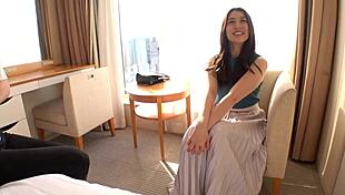 मिशनरी में ब्लोजॉब से इतना जोरदार स्क्वर्ट किया, ऊप्स 😅