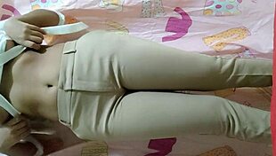 Pendeja from work shows her wet pussy on webcam