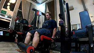 जिम में पैर लंबाने वाले दो व्यायाम पार्ट वन