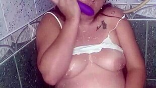 Colombian slut cousin masturbates intensely alone at home with big ass.