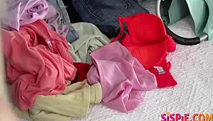 Chloe Temple Wants To Suck Cock First In Threesome With Winter Bell