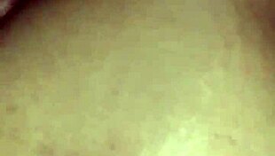 लाइटस्किन फट गांड वाली मॉन्स्टर बीबीसी लेती