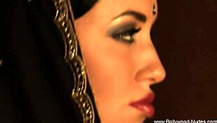 Watch This Milf Dance Erotically! So Hot