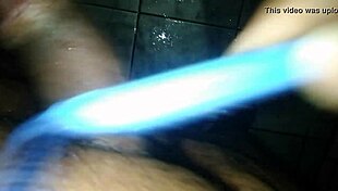 Eu No Banheiro Masturbando