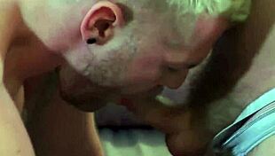 i loves it raw in my tight asshole after blowjob 😍