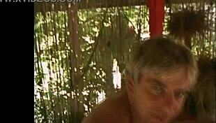 stepbro wants to lick my pussy 😏