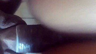 Hey, amateurs, check out this quick fuck with a small dick.