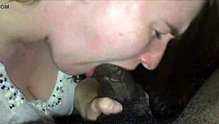 white chick sucking that big black cock 😏