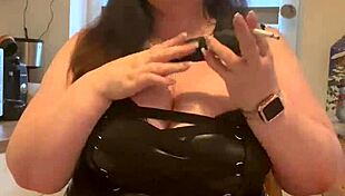 Wichs F�r Mich: German MILF in Lingerie Gives Handjob and Blowjob to Big Natural Tits.