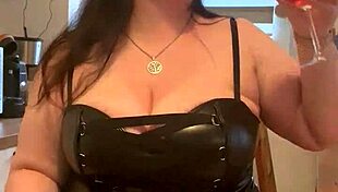 Wichs F�r Mich: German MILF in Lingerie Gives Handjob and Blowjob to Big Natural Tits.