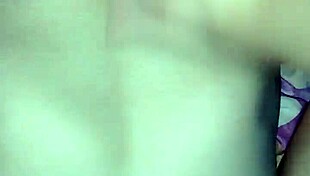 मैं 18+ लड़की को दोस्ती से भारी कमशॉट मिला बेड पर वाइल्ड मेस्सी