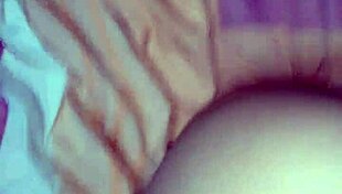 i, the teen 18+, got a huge cumshot from my amiguita, ohh yesss, it was so wild and messy on the bed.