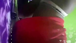 spanish black prostitute masturbates live on instagram for viewers.