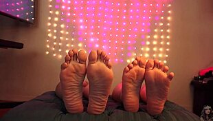 I Heart Pinay Girls' Feet And Toes!