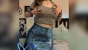 Milf twerks hard and cums intensely