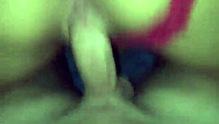 Novinha Botou A Calcinha De Lado E Sentou Gostoso Na Minha Piroca