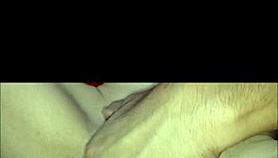 me encanta hacerla squirt toda su pussy