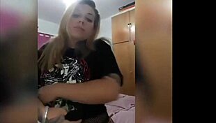 I play with my big boobs and piercing on webcam