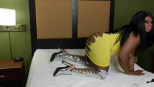 Ebony Nikki Lately Masturbates Solo!