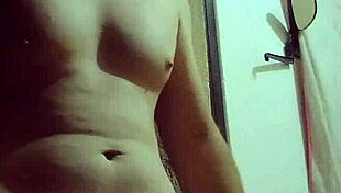 Do you want to see Sina Malvako masturbating naked after the shower?