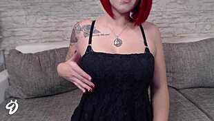 Soll ich dir die Weihnachtszeit mit Striptease verschönern?