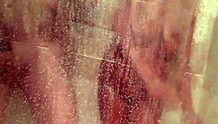 mandeezy4u2 showers with brunette tits and masturbation