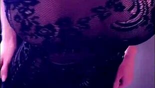 Filthy Milf Babe Flashing Nude in Public Outdoor Locations High Definition