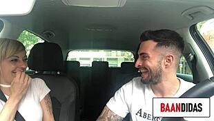 हॉट ब्लोंड मिल्फ वाली मोरबोसा सिचुएशन, बड़े चूचे और मफ डाइविंग