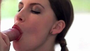 I love the blowjob experience with swallowing.